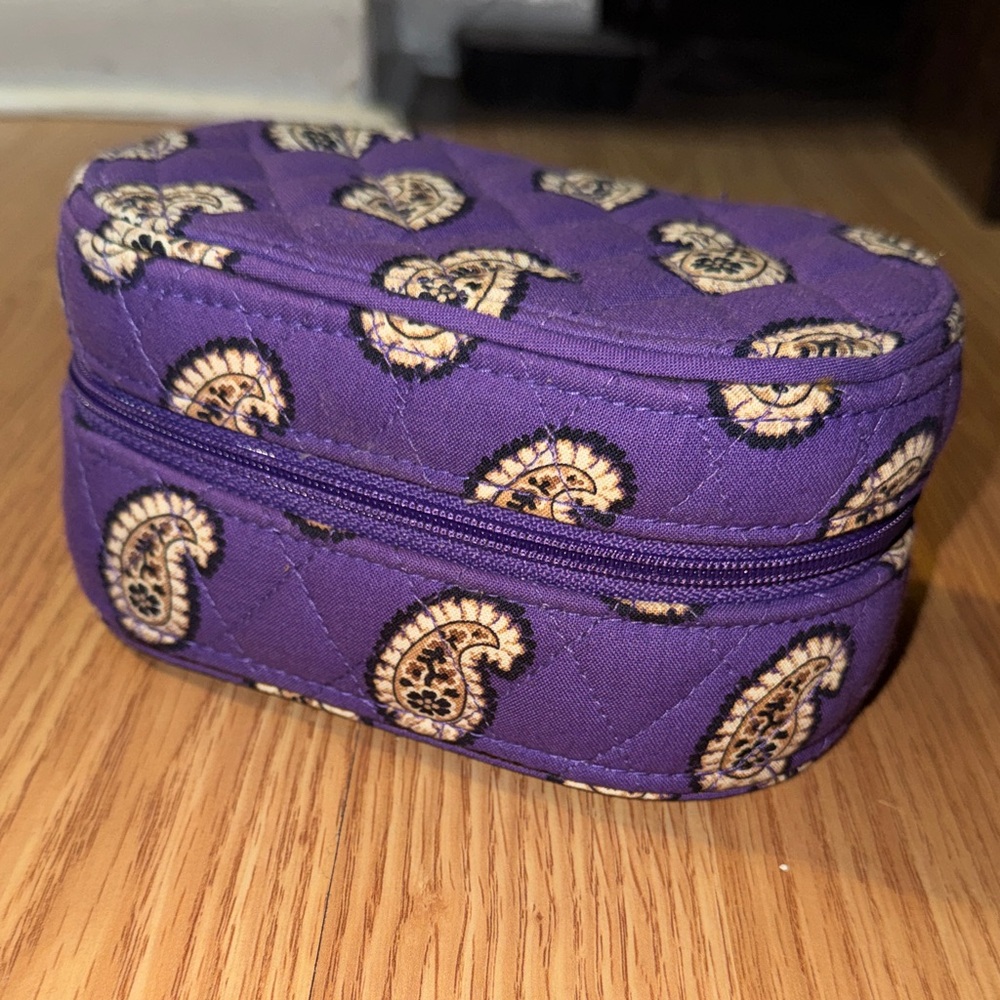 Quilted Vera Bradley Simply Violet Paisley Travel Jewelry Case